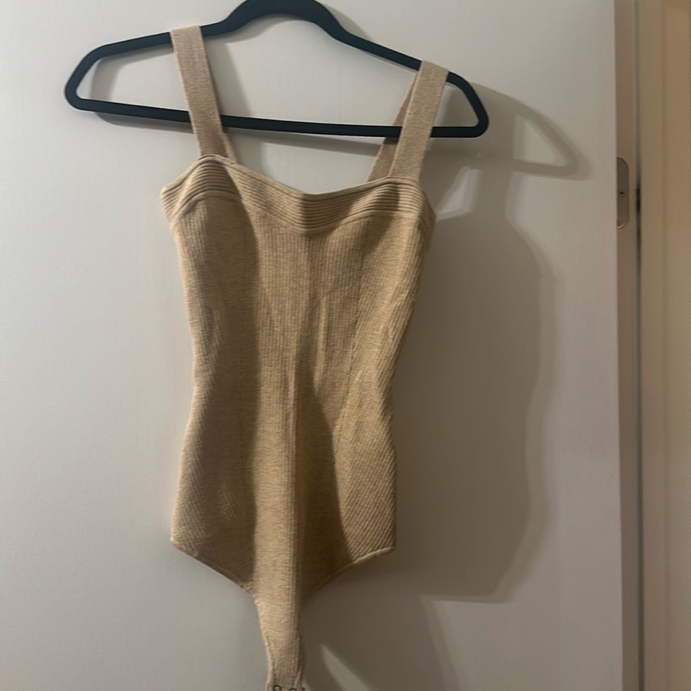 Abercrombie & Fitch Ribbed Knit bodysuit